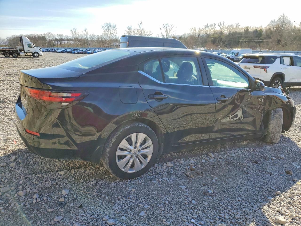 2022 NISSAN SENTRA S photo 5