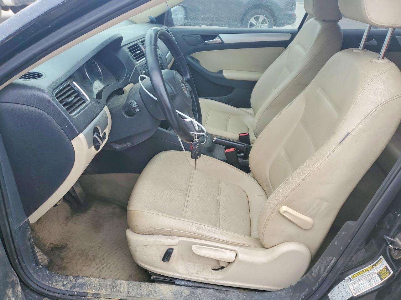 2013 VOLKSWAGEN JETTA SE photo 7