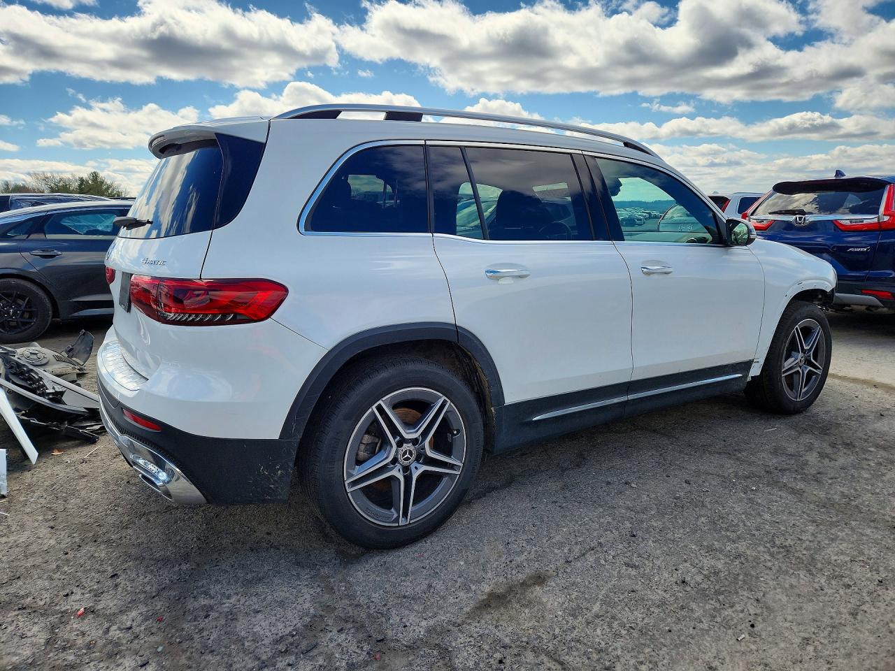 2020 MERCEDES-BENZ GLB 250 4MATIC photo 5