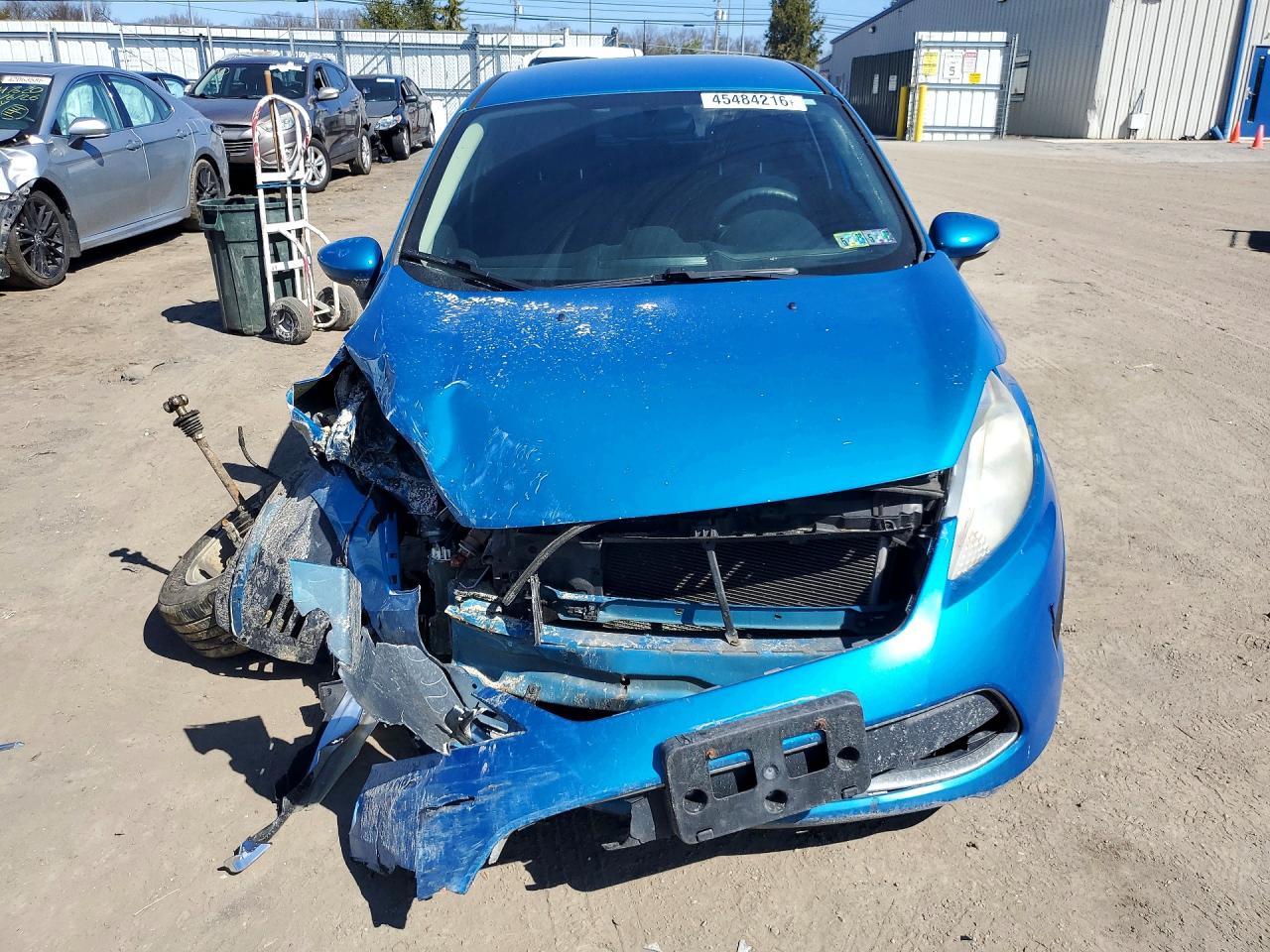 2012 FORD FIESTA SE photo 13