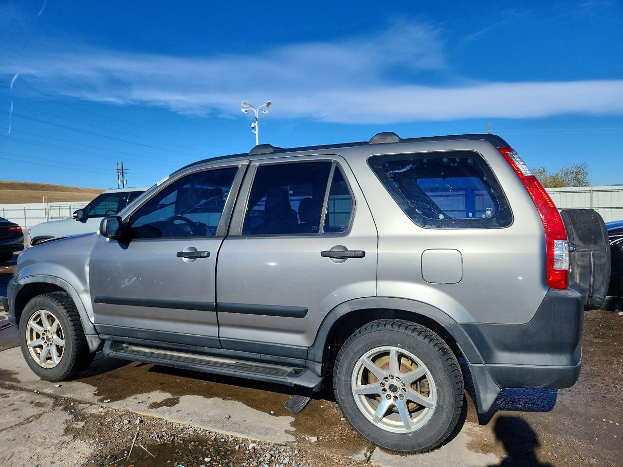 2005 HONDA CR-V LX photo 2