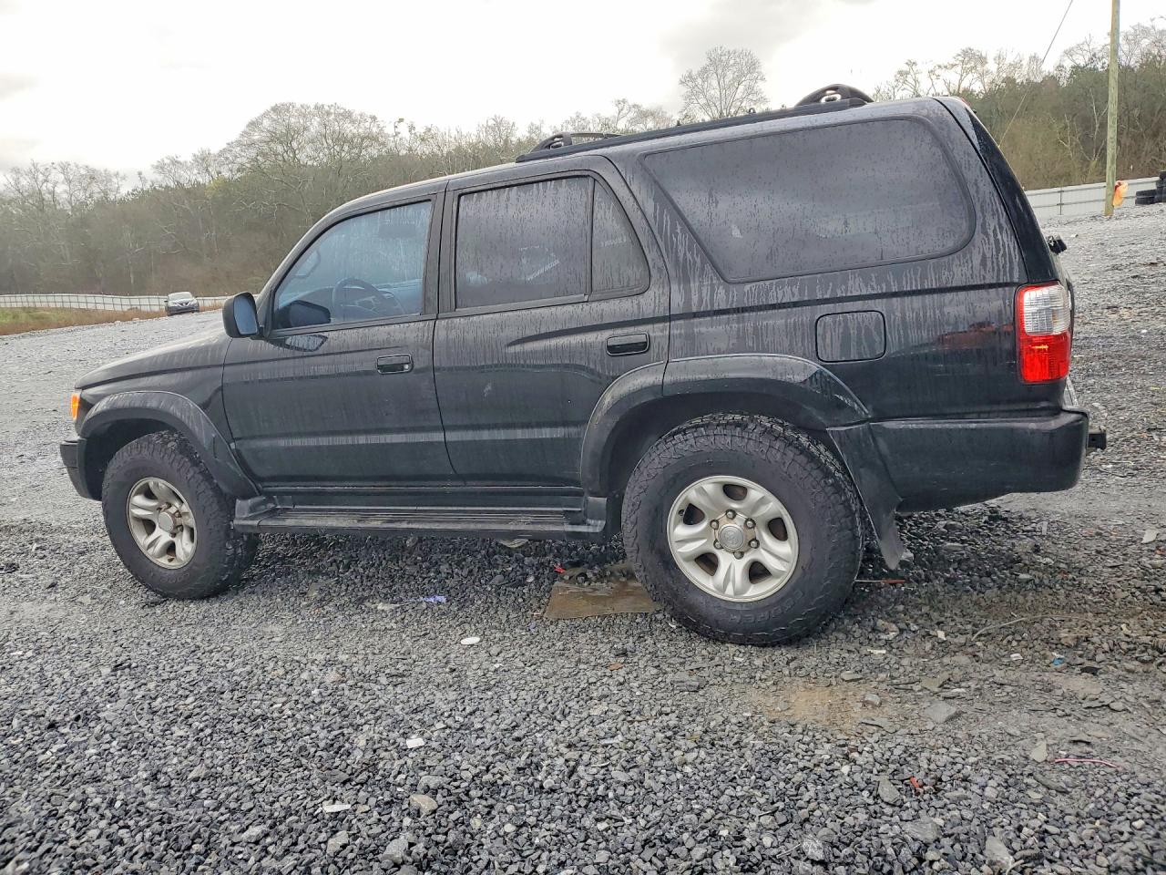 2001 TOYOTA 4RUNNER SR5 photo 3