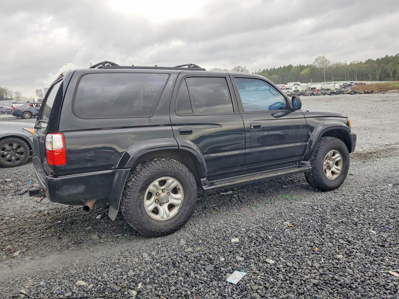 2001 TOYOTA 4RUNNER SR5 photo 5
