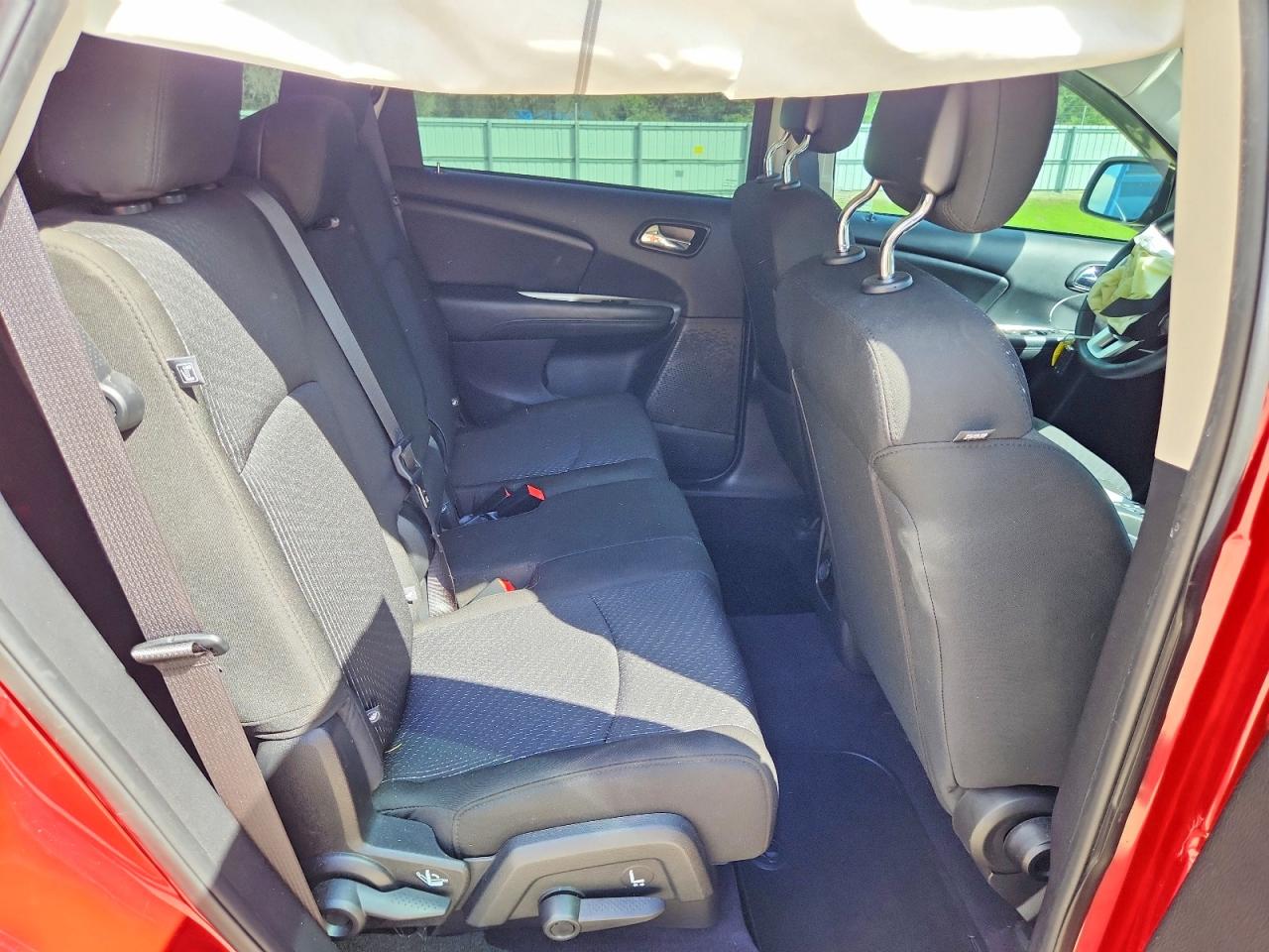 2018 DODGE JOURNEY SE photo 21
