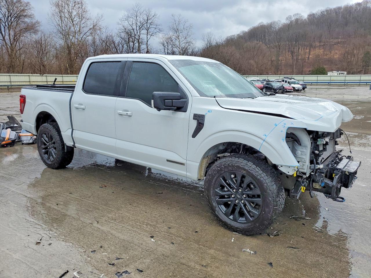 2024 FORD F150 XLT photo 4