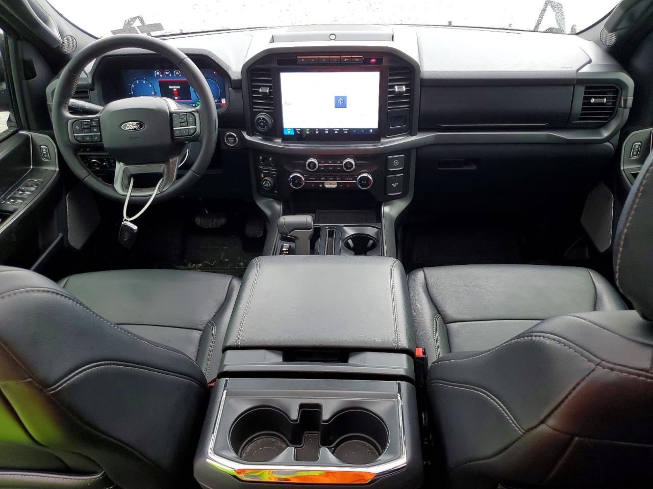 2024 FORD F150 XLT photo 8
