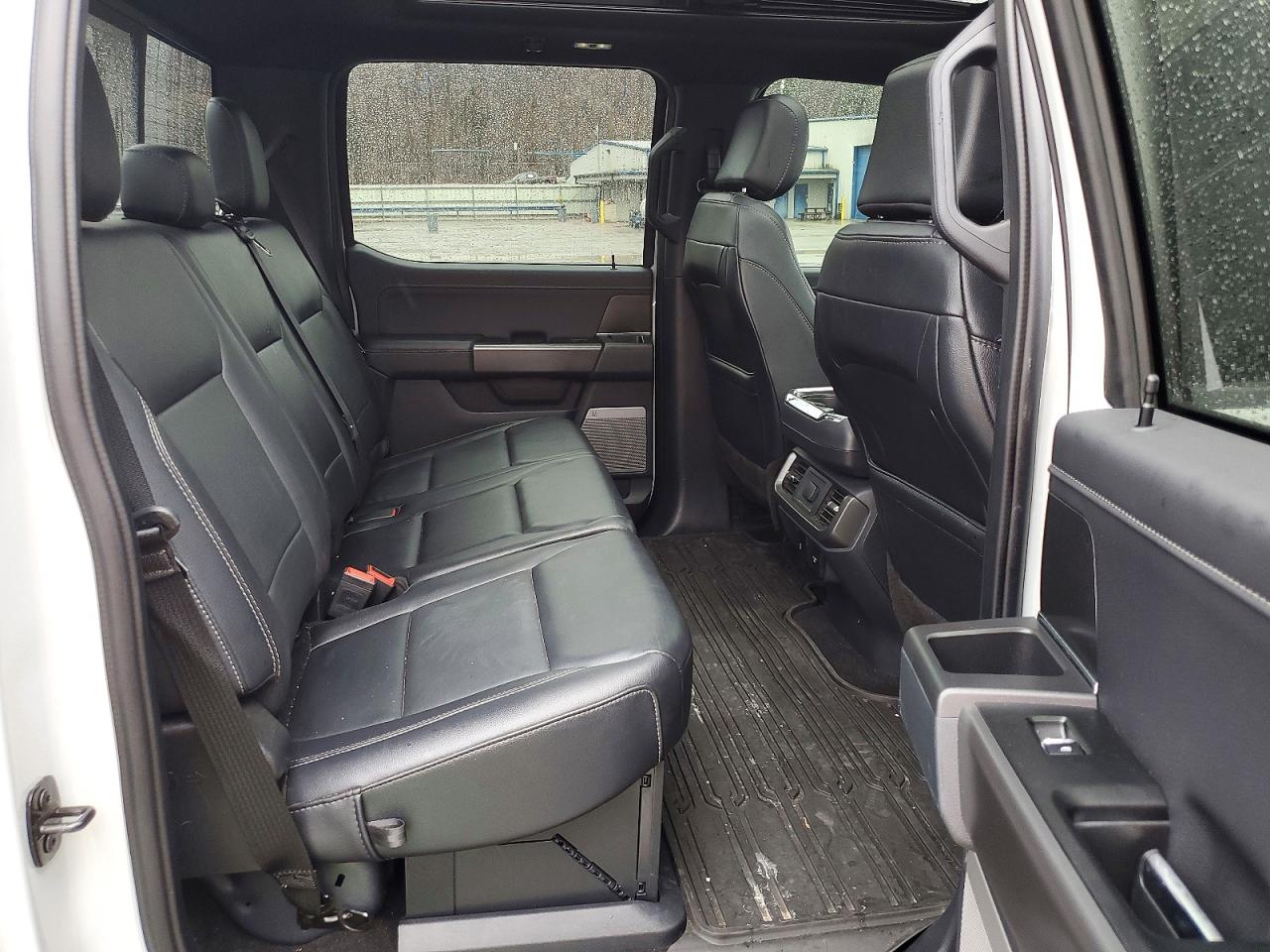 2024 FORD F150 XLT photo 10