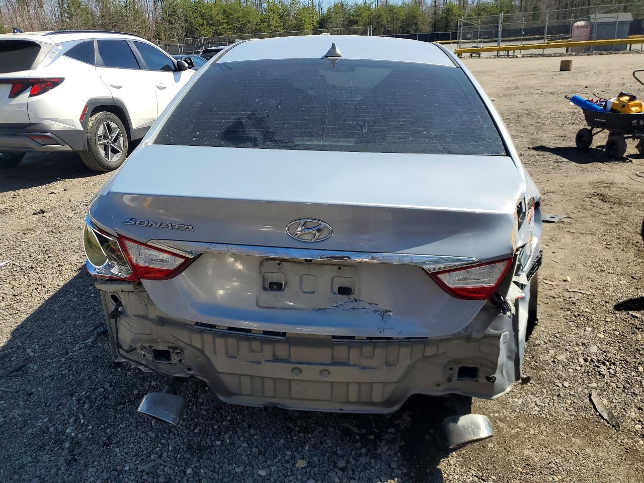 2012 HYUNDAI SONATA SE photo 11