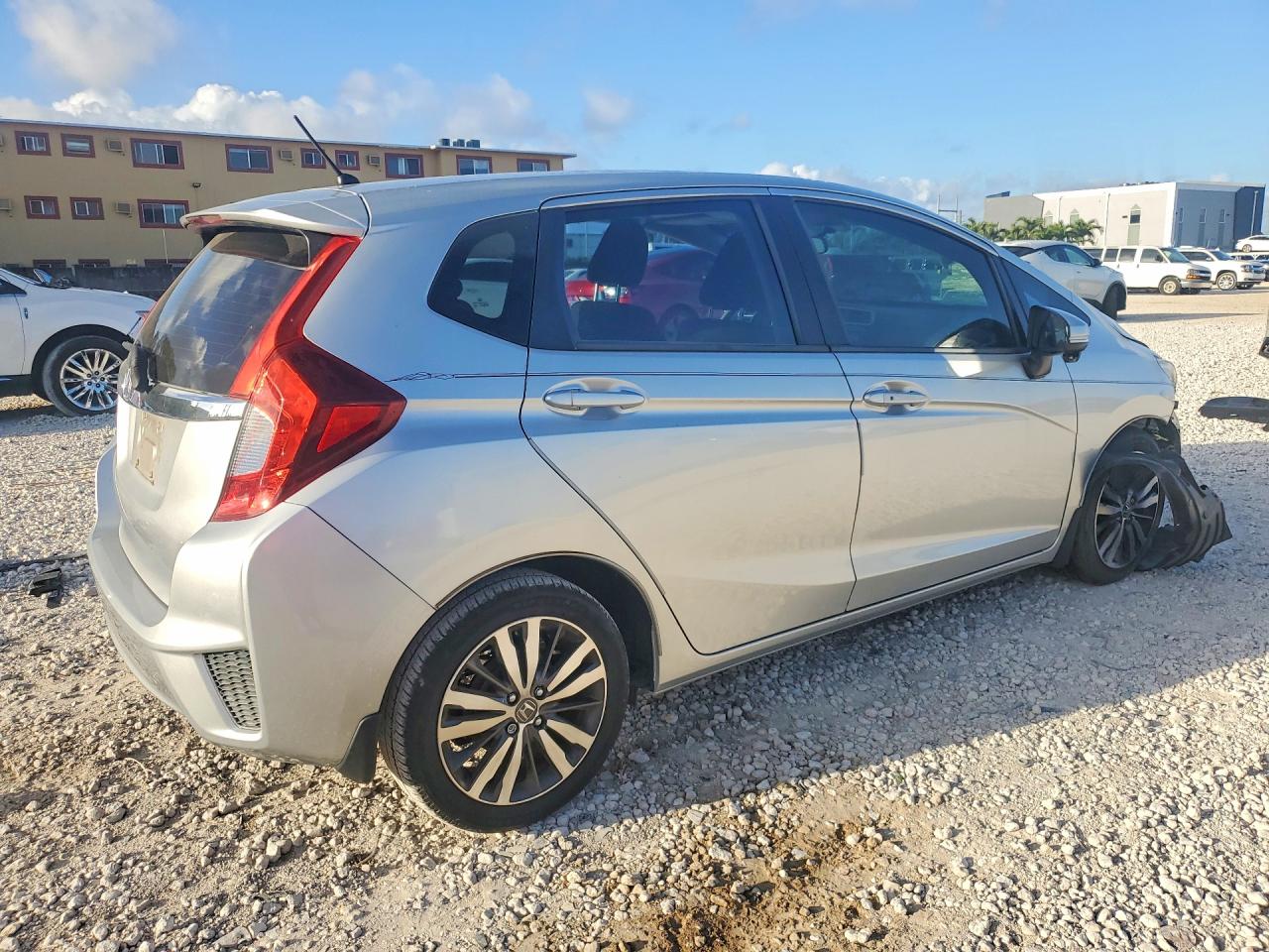 2015 HONDA FIT EX photo 5