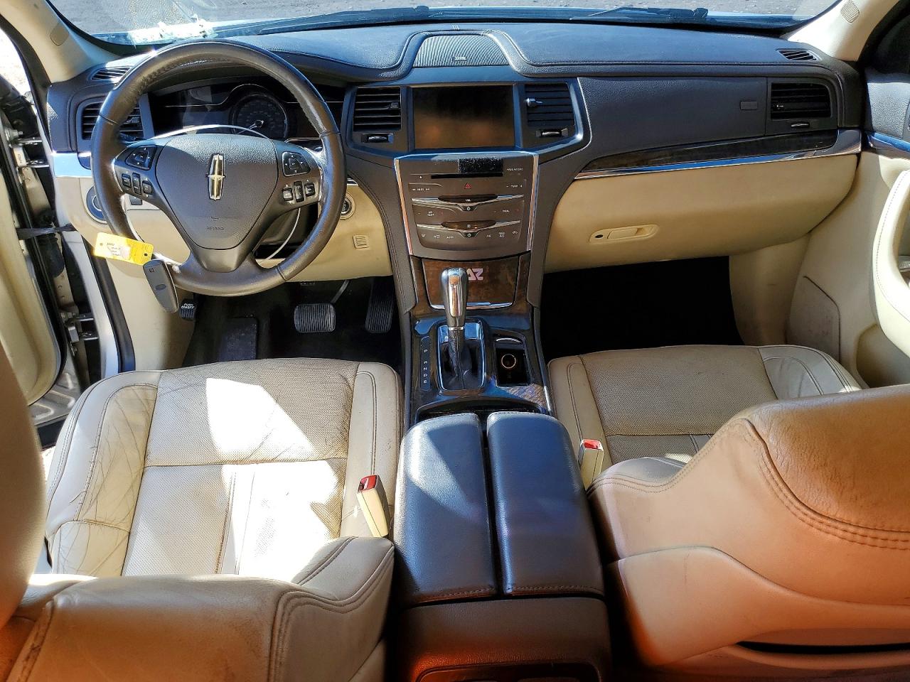 2014 LINCOLN MKS photo 15