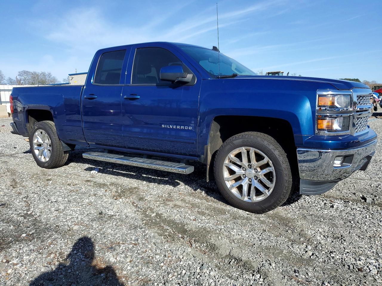 2015 CHEVROLET SILVERADO C1500 LT photo 4