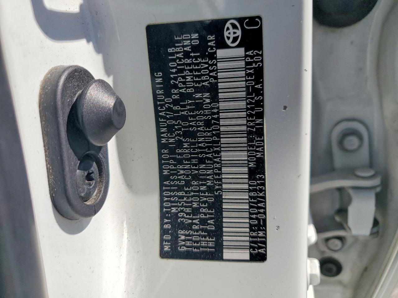 2020 TOYOTA COROLLA LE photo 12