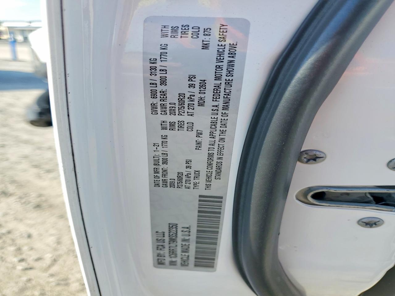 2021 RAM 1500 CLASSIC SLT photo 23