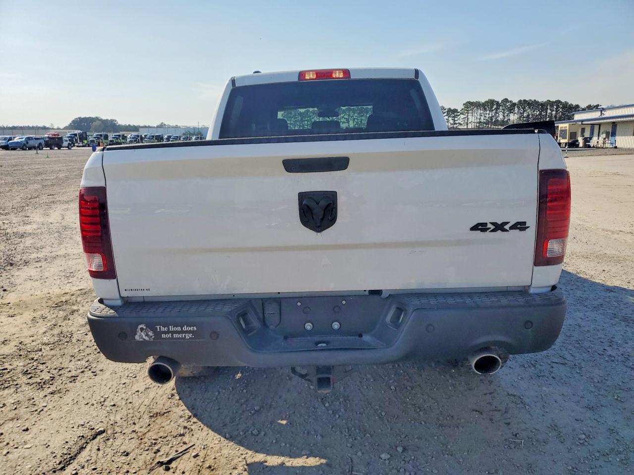 2021 RAM 1500 CLASSIC SLT photo 11