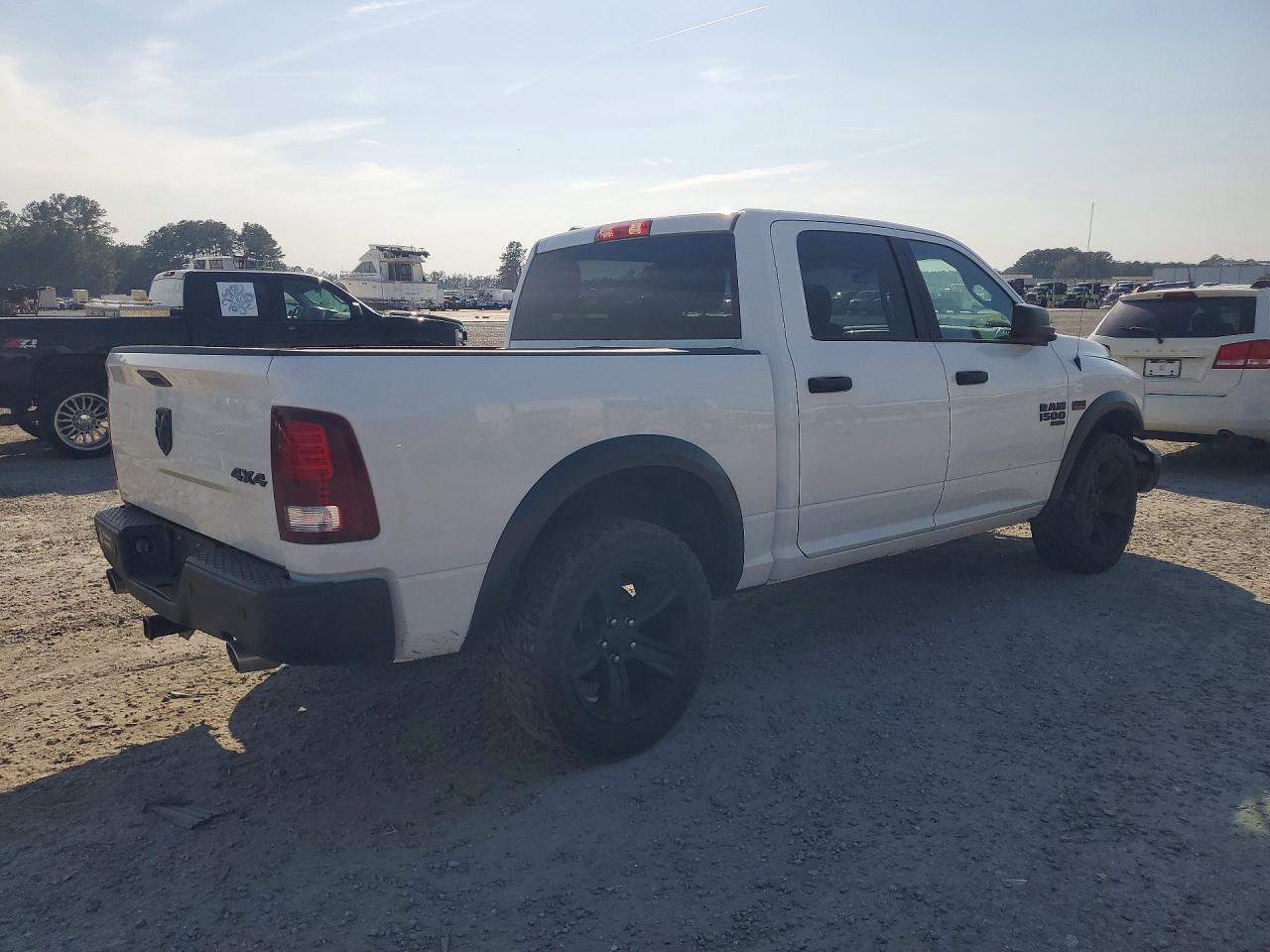 2021 RAM 1500 CLASSIC SLT photo 5