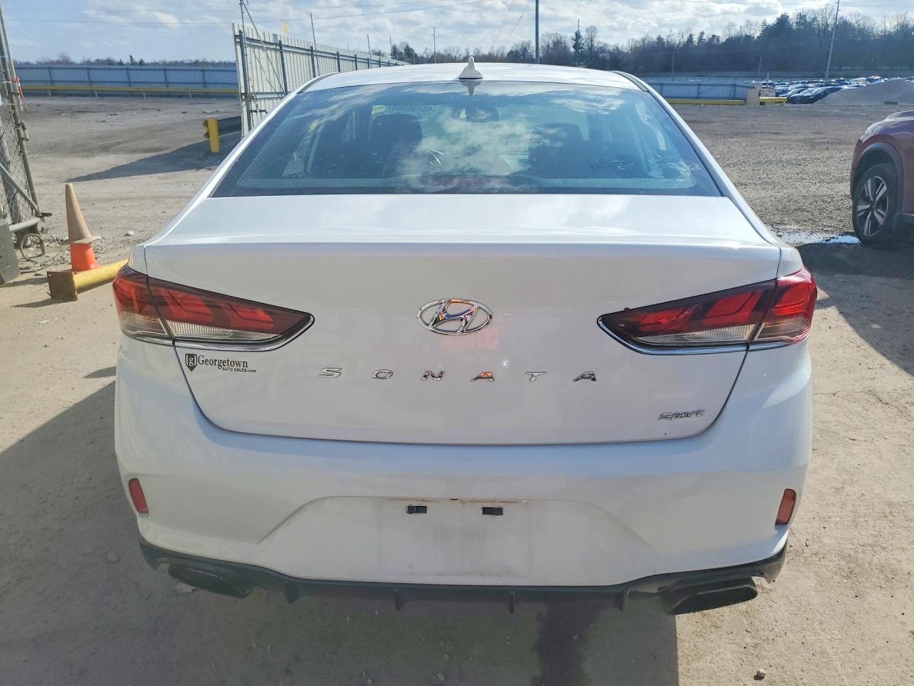2018 HYUNDAI SONATA SPORT photo 11