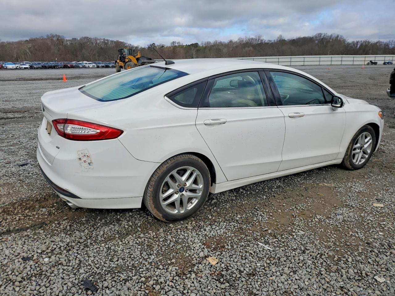 2015 FORD FUSION SE photo 5