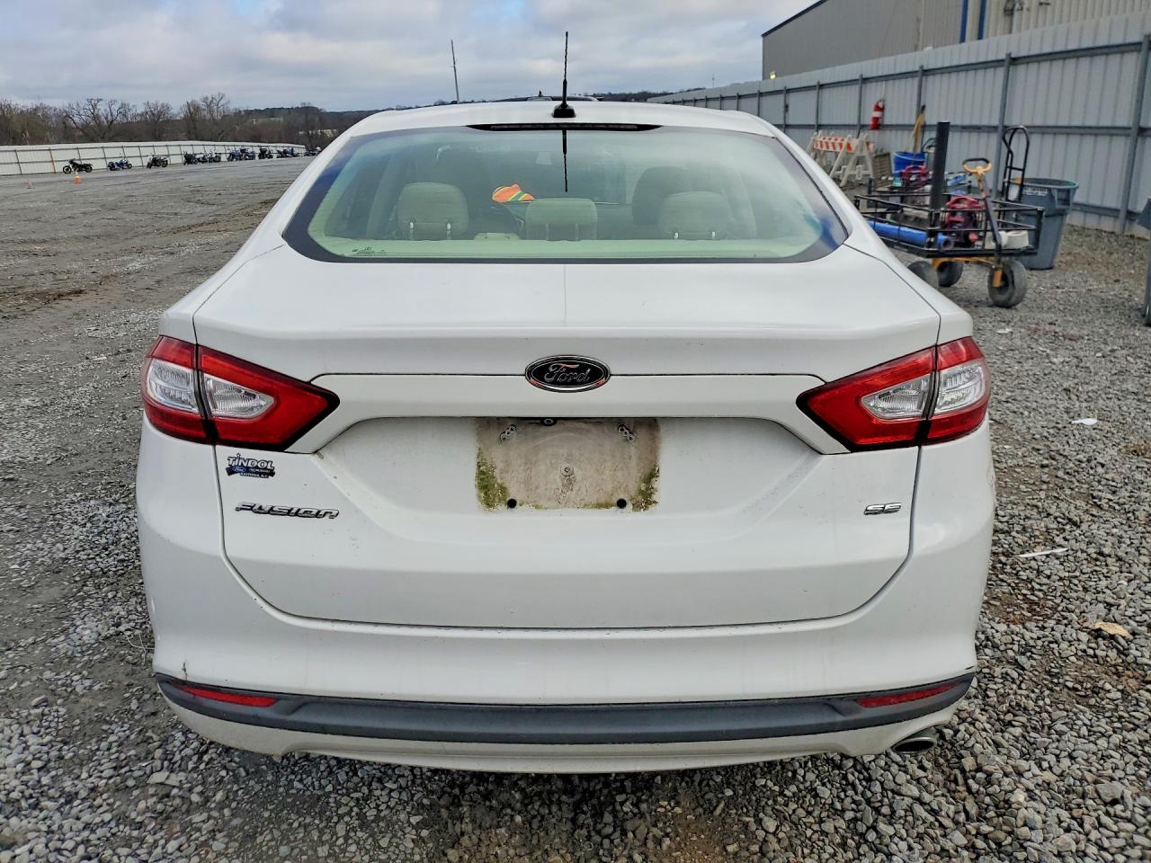 2015 FORD FUSION SE photo 11