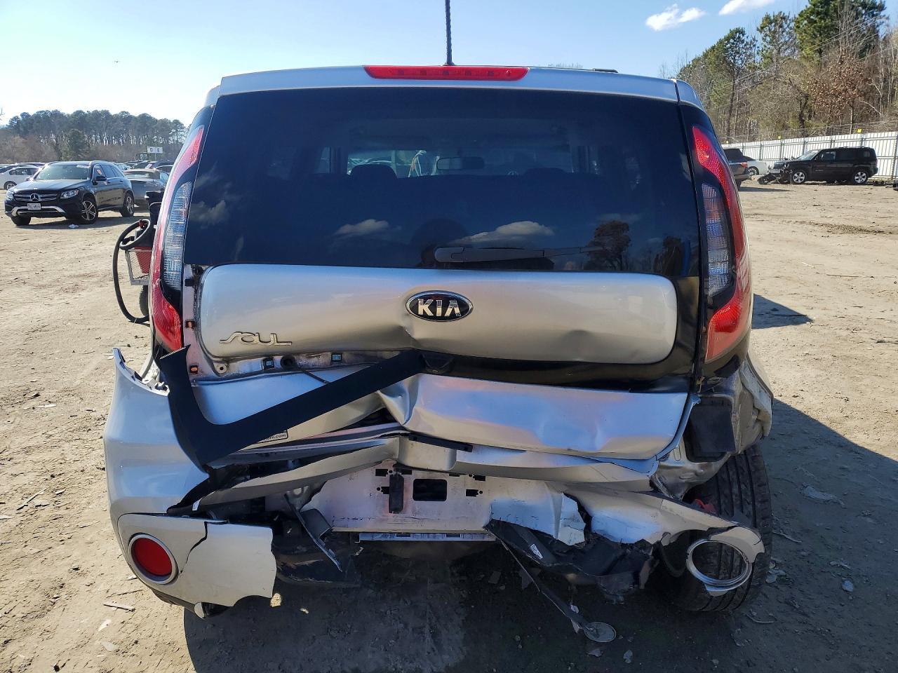 2018 KIA SOUL + photo 11