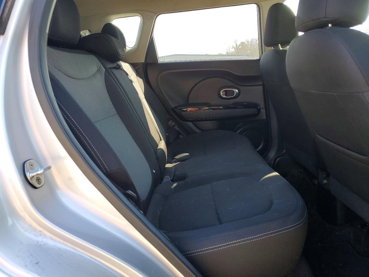 2018 KIA SOUL + photo 21