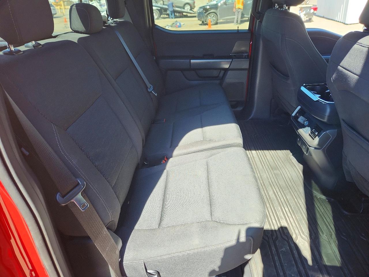 2024 FORD F150 XLT photo 19