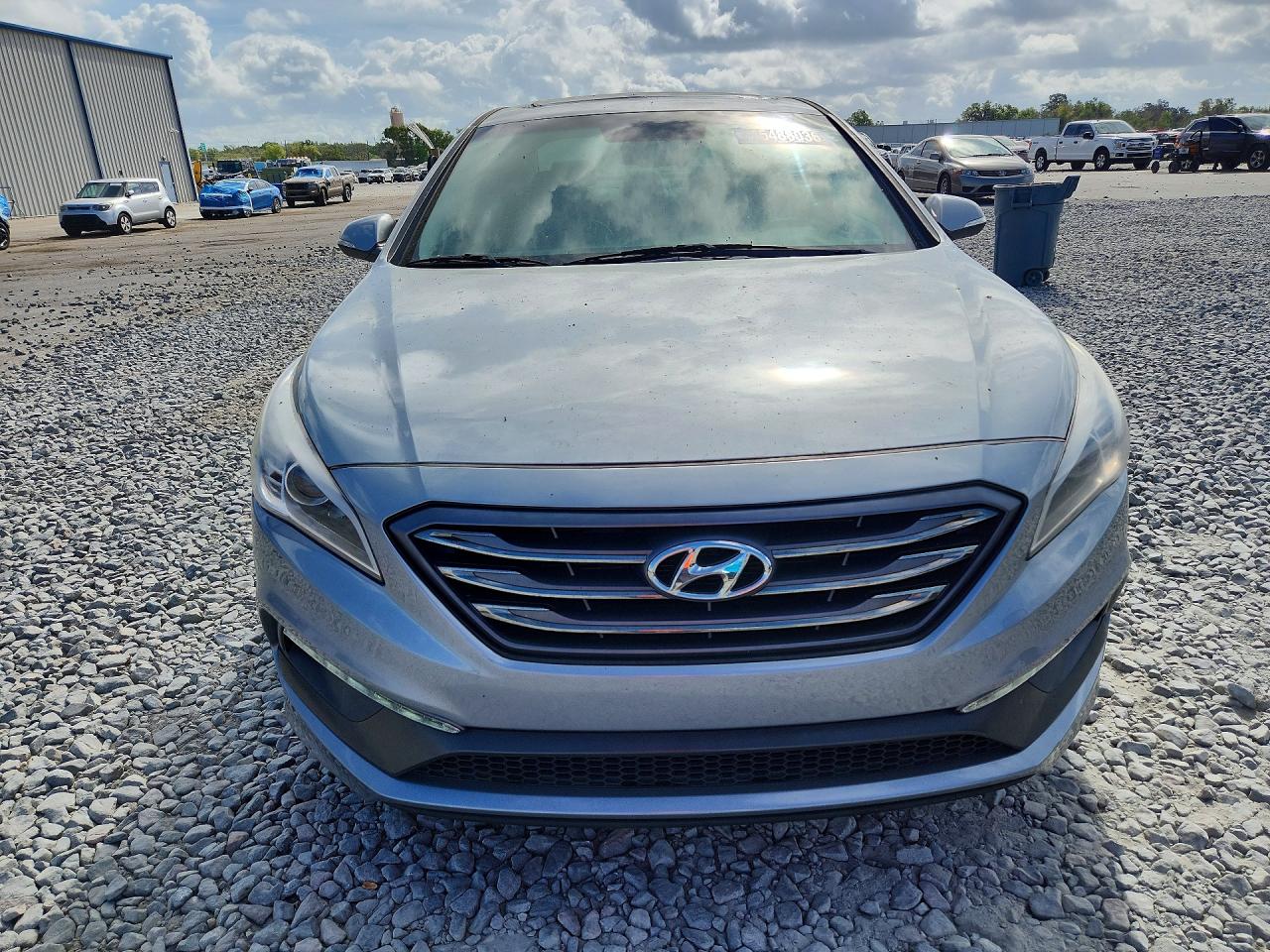 2017 HYUNDAI SONATA SPORT photo 5