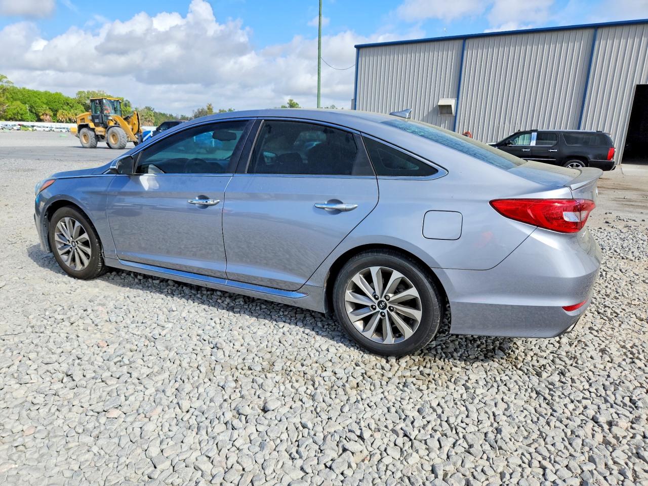 2017 HYUNDAI SONATA SPORT photo 2