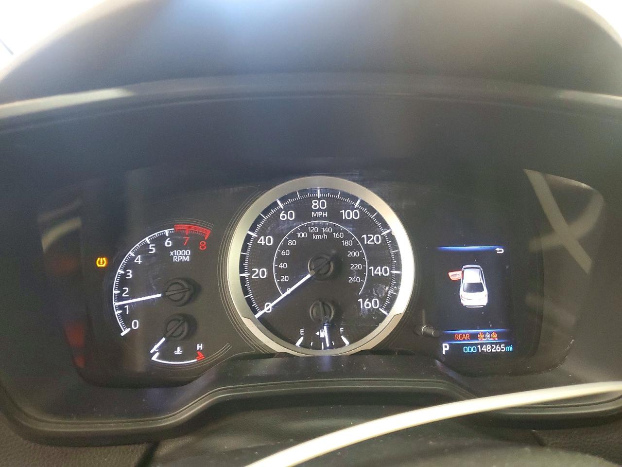 2021 TOYOTA COROLLA LE photo 9