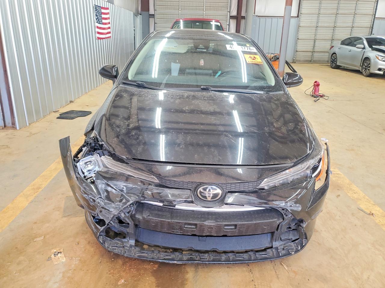2021 TOYOTA COROLLA LE photo 5