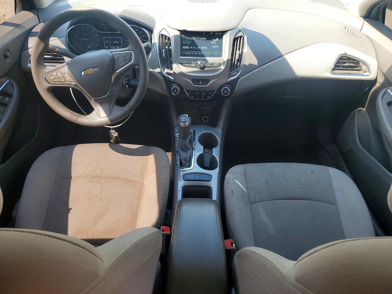 2017 CHEVROLET CRUZE LT photo 8