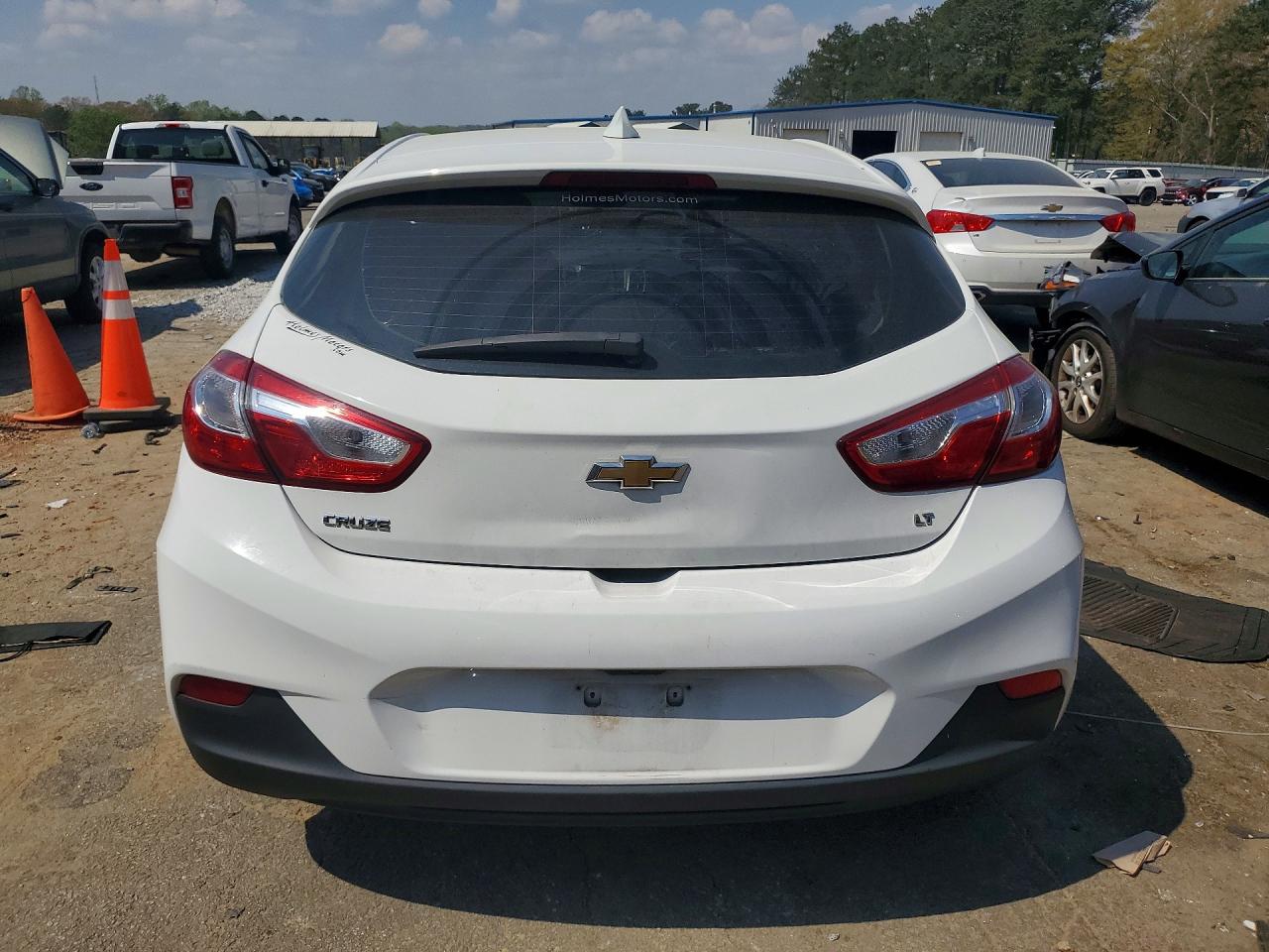 2017 CHEVROLET CRUZE LT photo 6