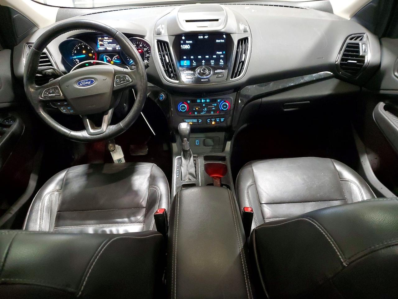 2017 FORD ESCAPE TITANIUM photo 8