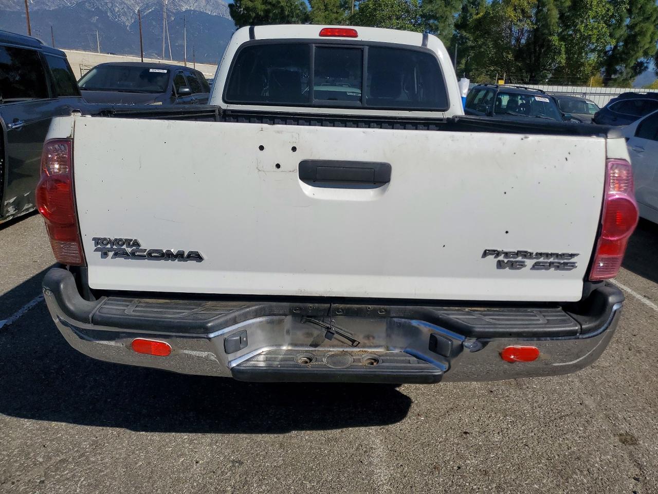 2006 TOYOTA TACOMA BASE photo 16