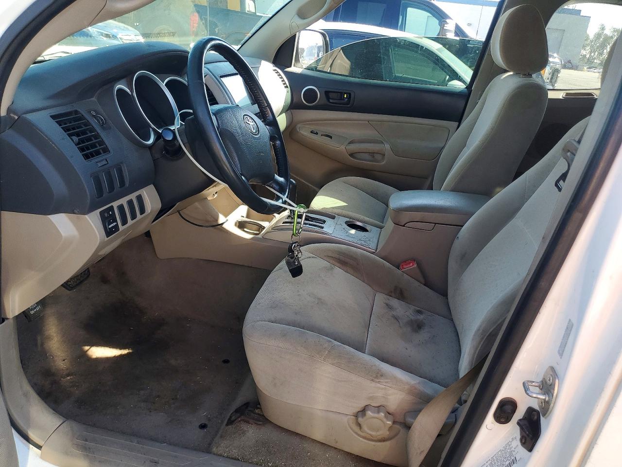 2006 TOYOTA TACOMA BASE photo 19