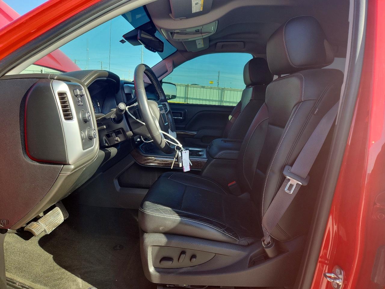 2017 GMC SIERRA K1500 SLT photo 13