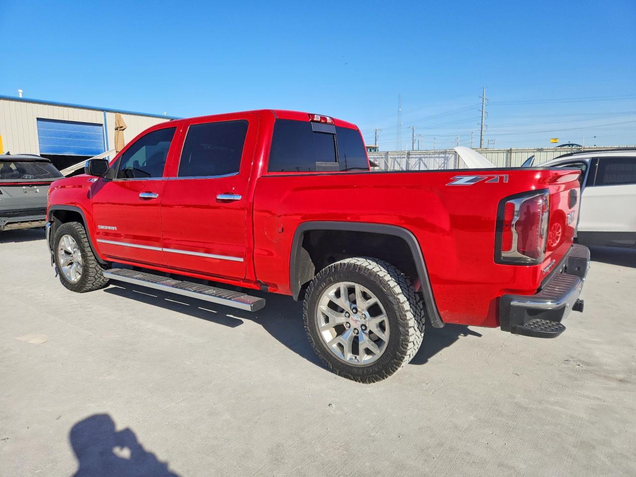 2017 GMC SIERRA K1500 SLT photo 3