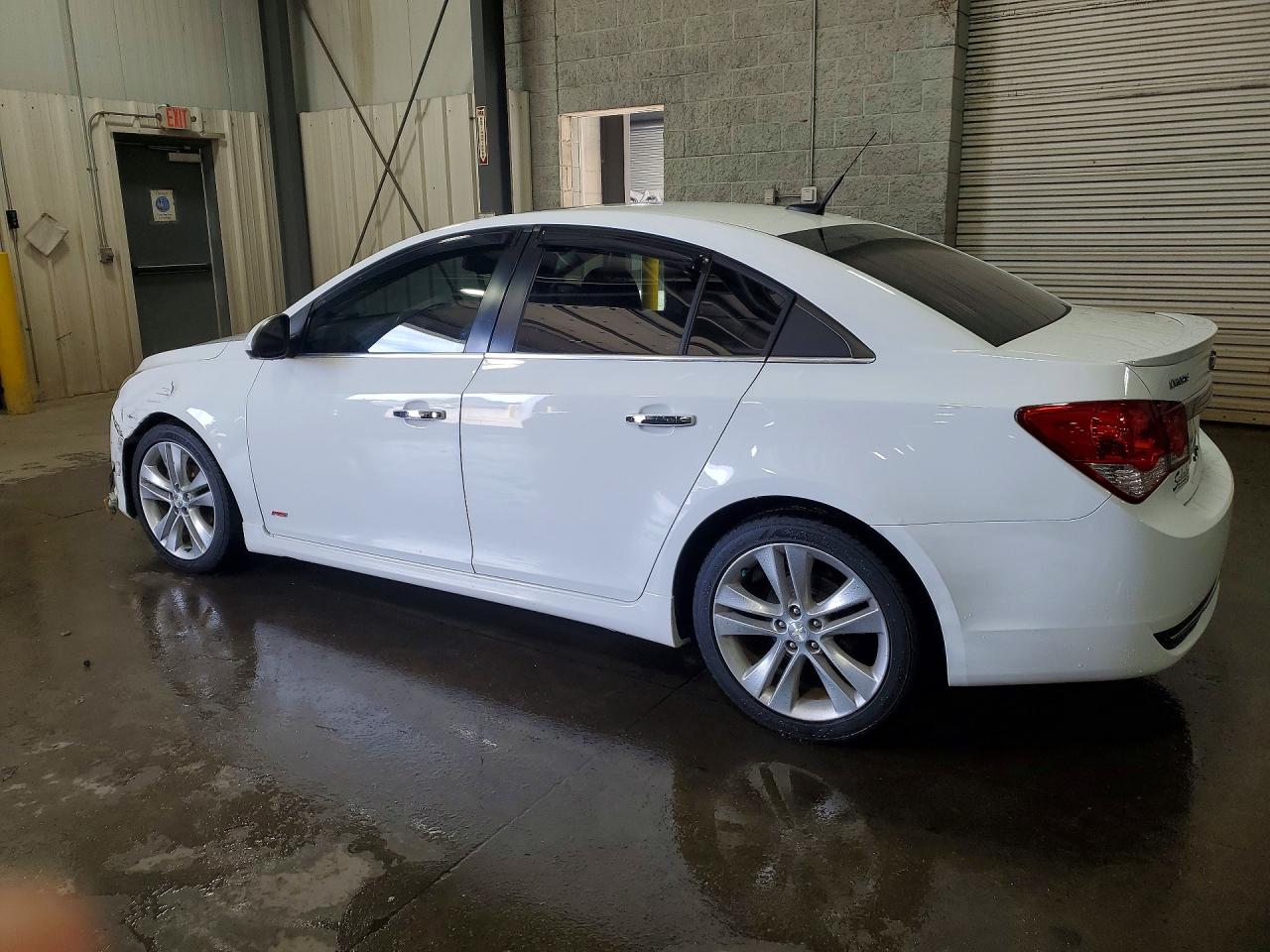 2014 CHEVROLET CRUZE LTZ photo 3