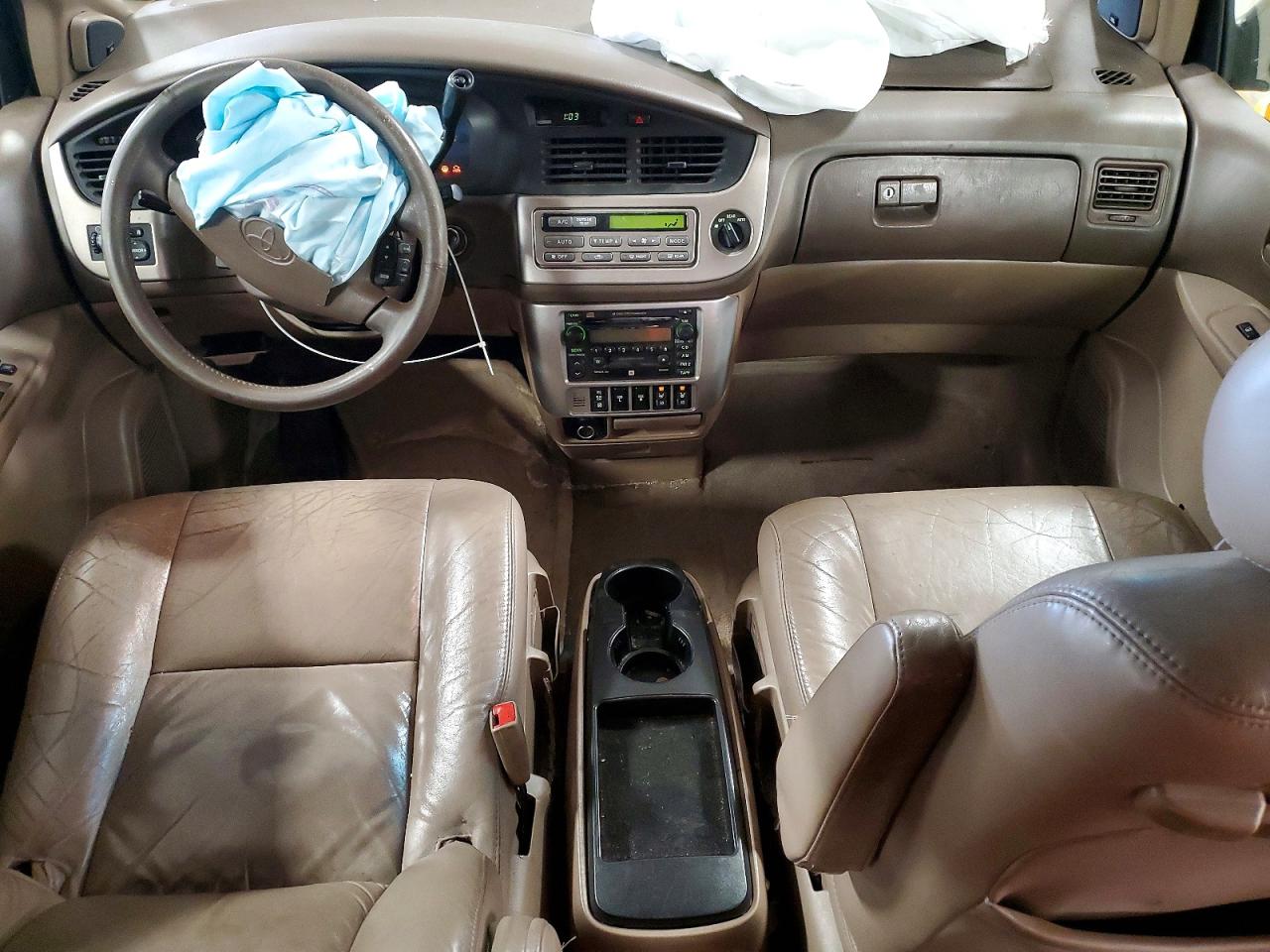 2003 TOYOTA SIENNA photo 8