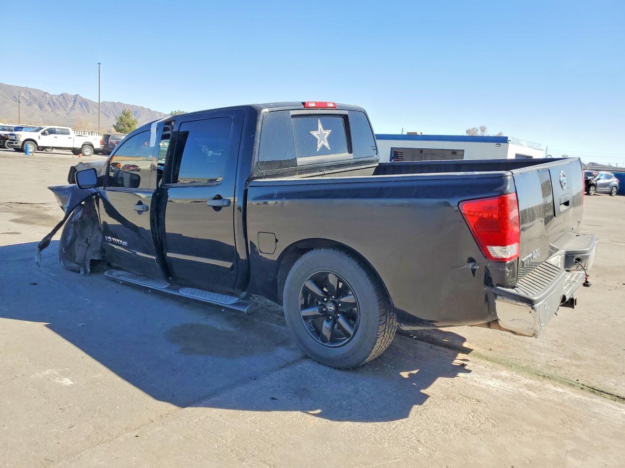 2012 NISSAN TITAN SV photo 5