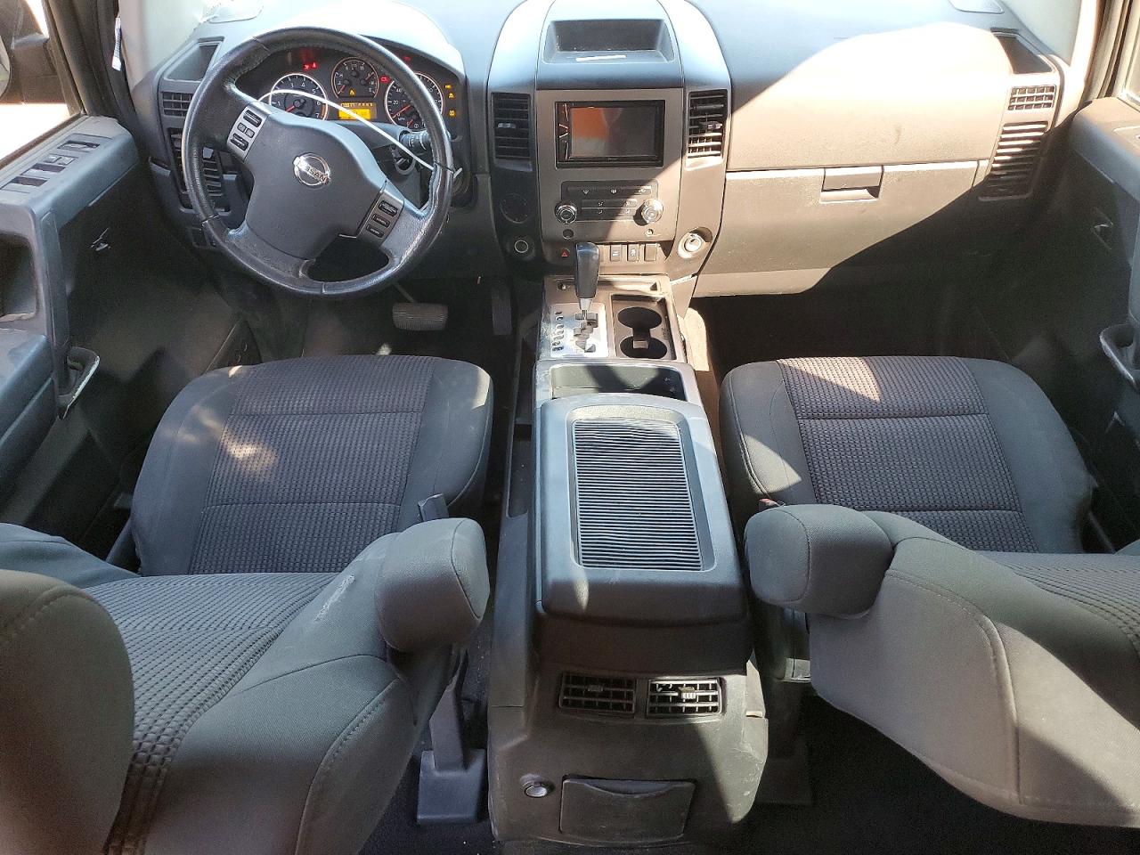 2012 NISSAN TITAN SV photo 29