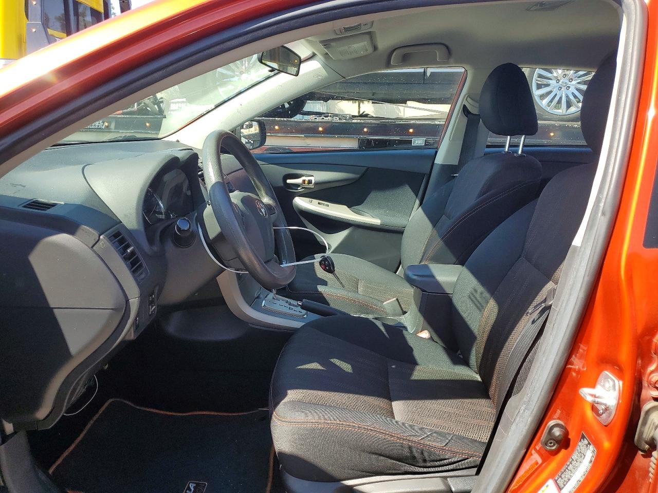 2013 TOYOTA COROLLA S SPECIAL EDITION photo 7