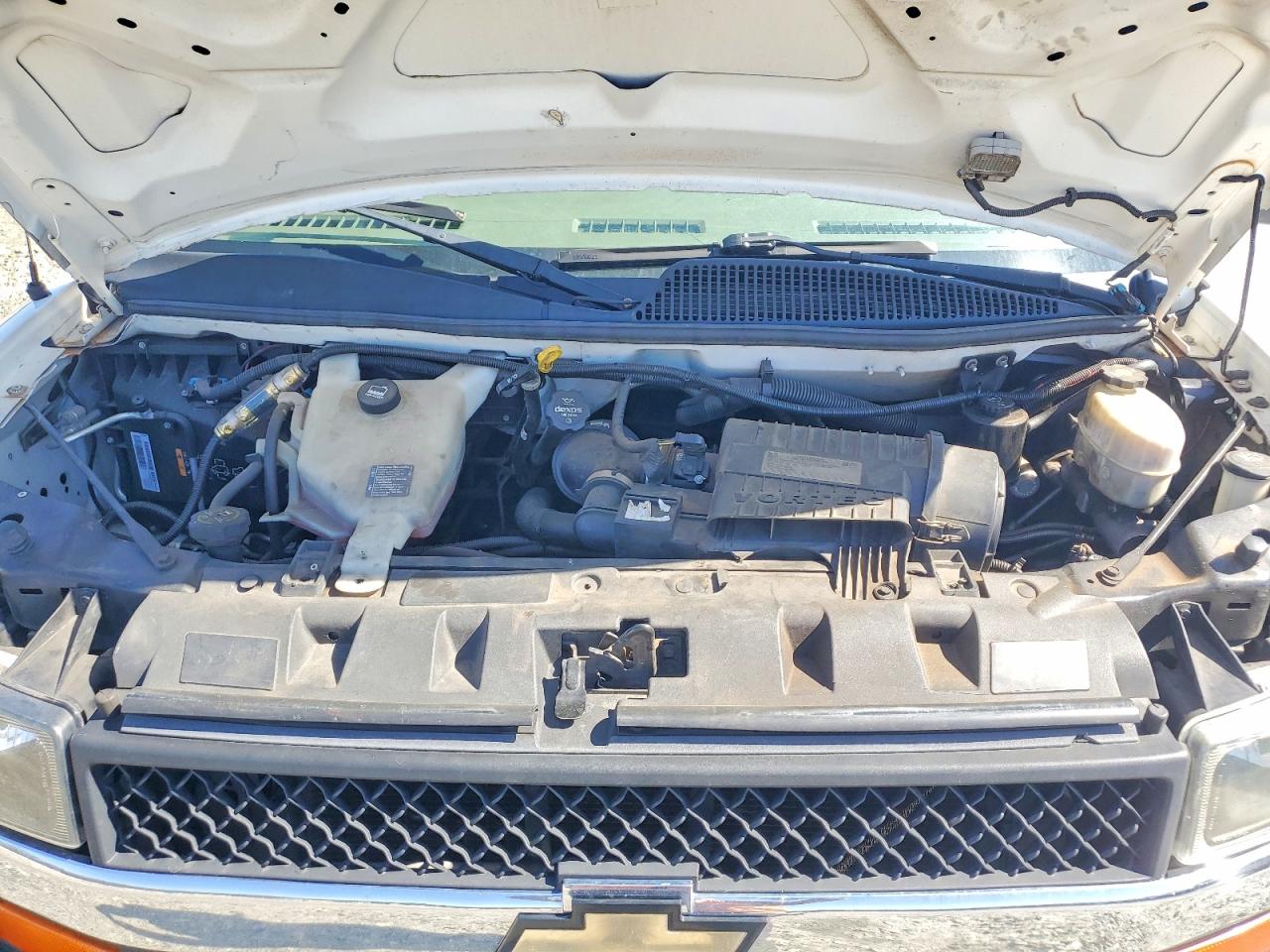 2016 CHEVROLET EXPRESS G3500 LT photo 12