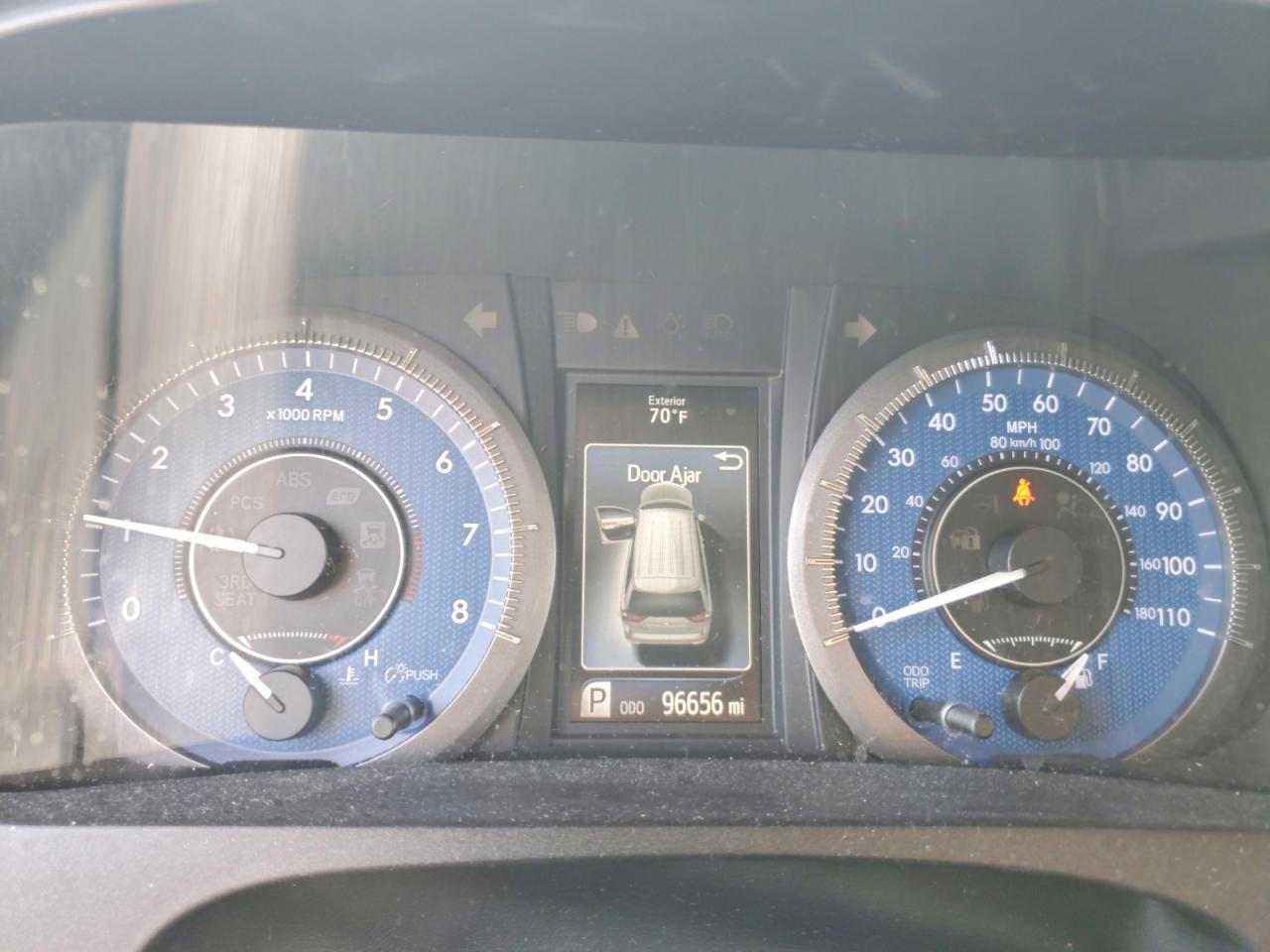 2017 TOYOTA SIENNA XLE 8-PASSENGER photo 17