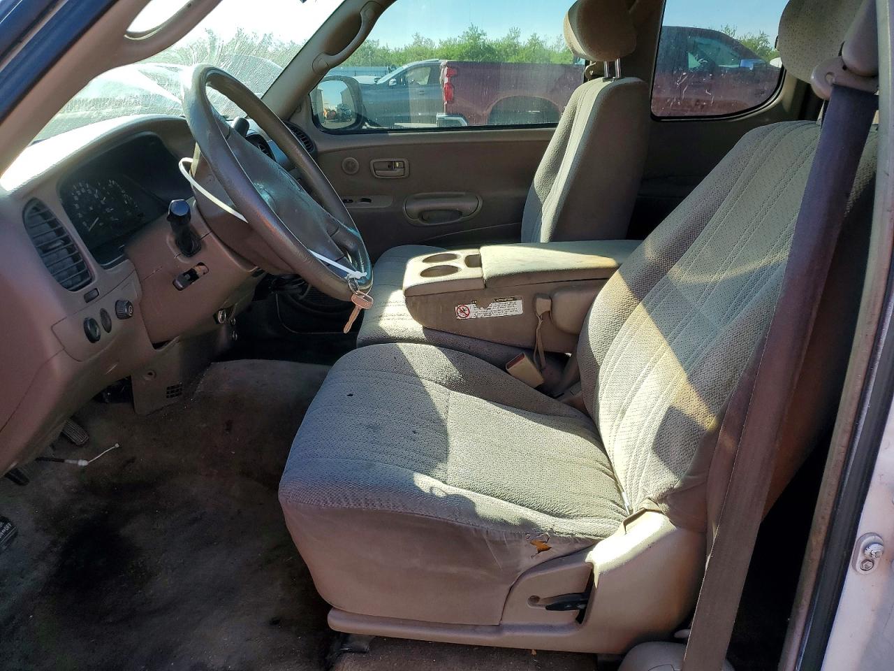 2002 TOYOTA TUNDRA SR5 V8 photo 7