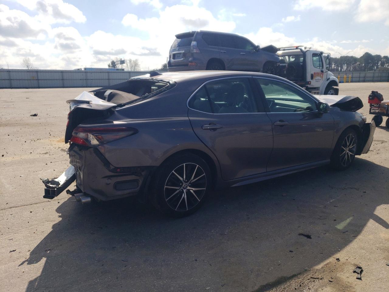 2023 TOYOTA CAMRY SE photo 5