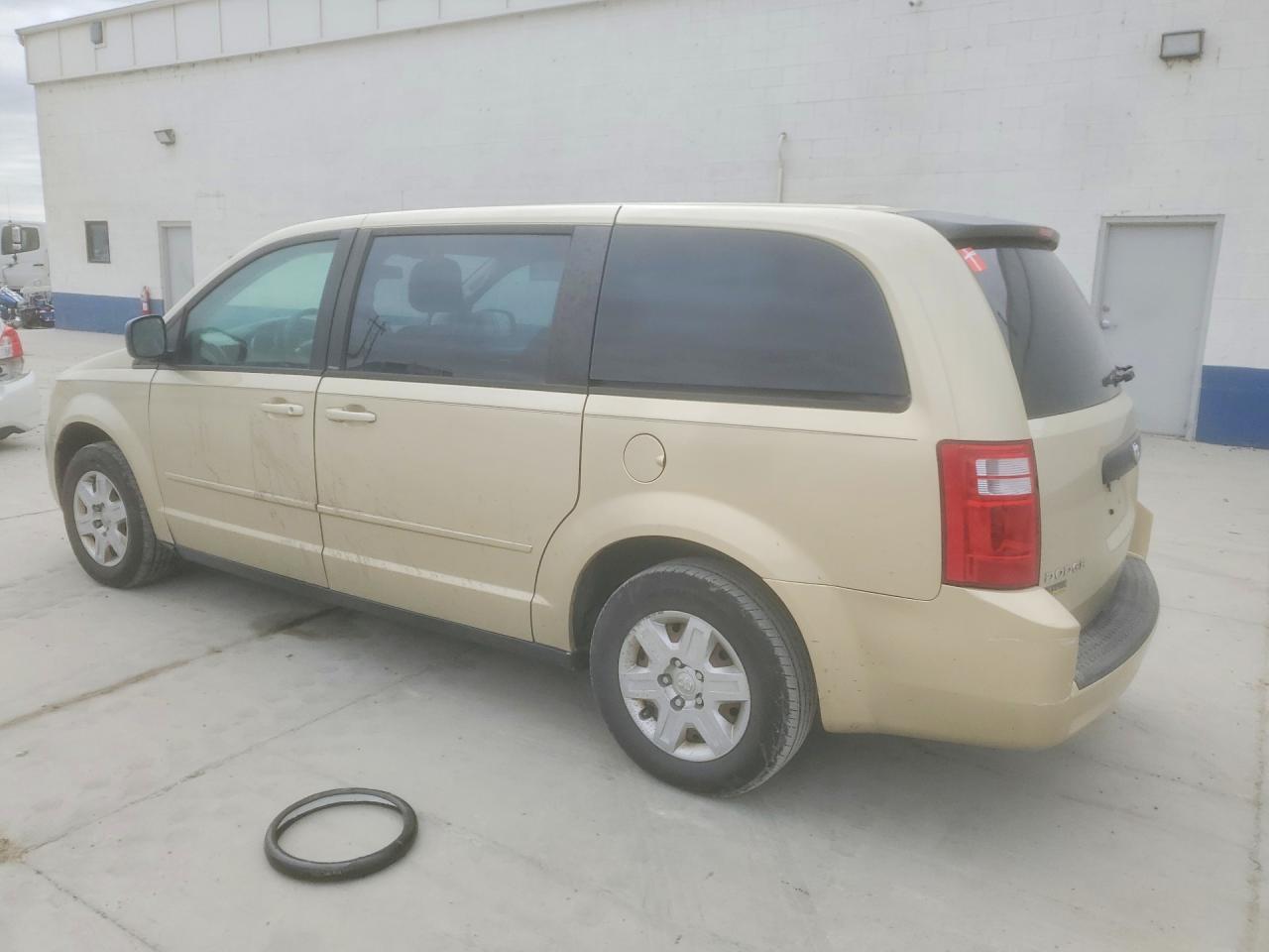 2010 DODGE GRAND CARAVAN SE photo 2