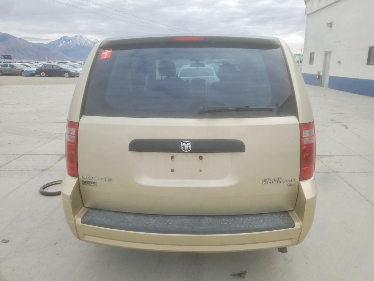 2010 DODGE GRAND CARAVAN SE photo 6