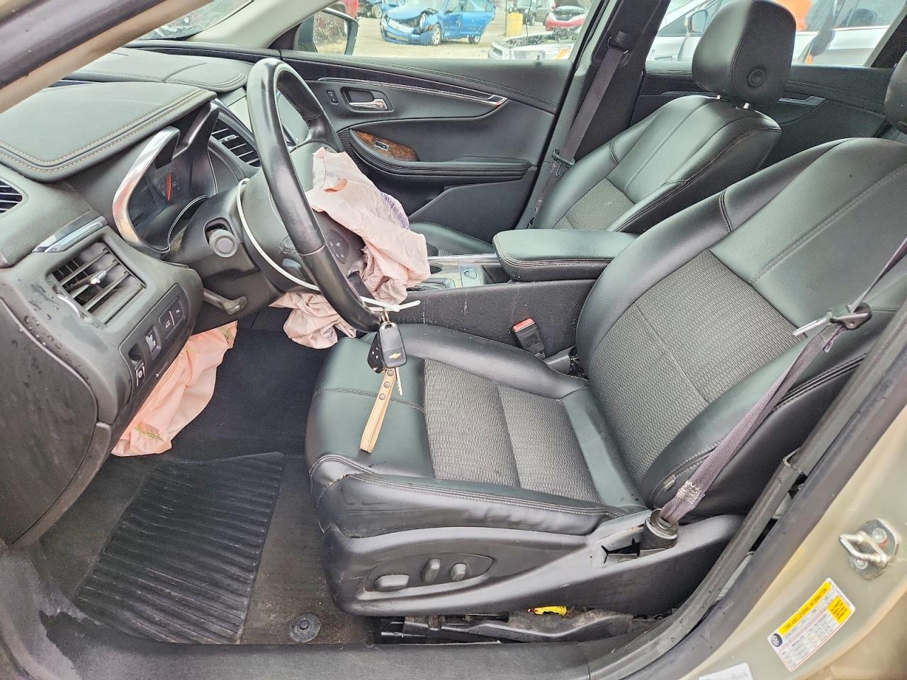 2015 CHEVROLET IMPALA LT photo 13