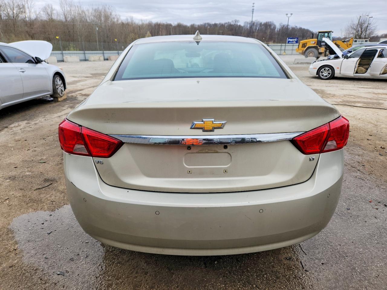 2015 CHEVROLET IMPALA LT photo 11