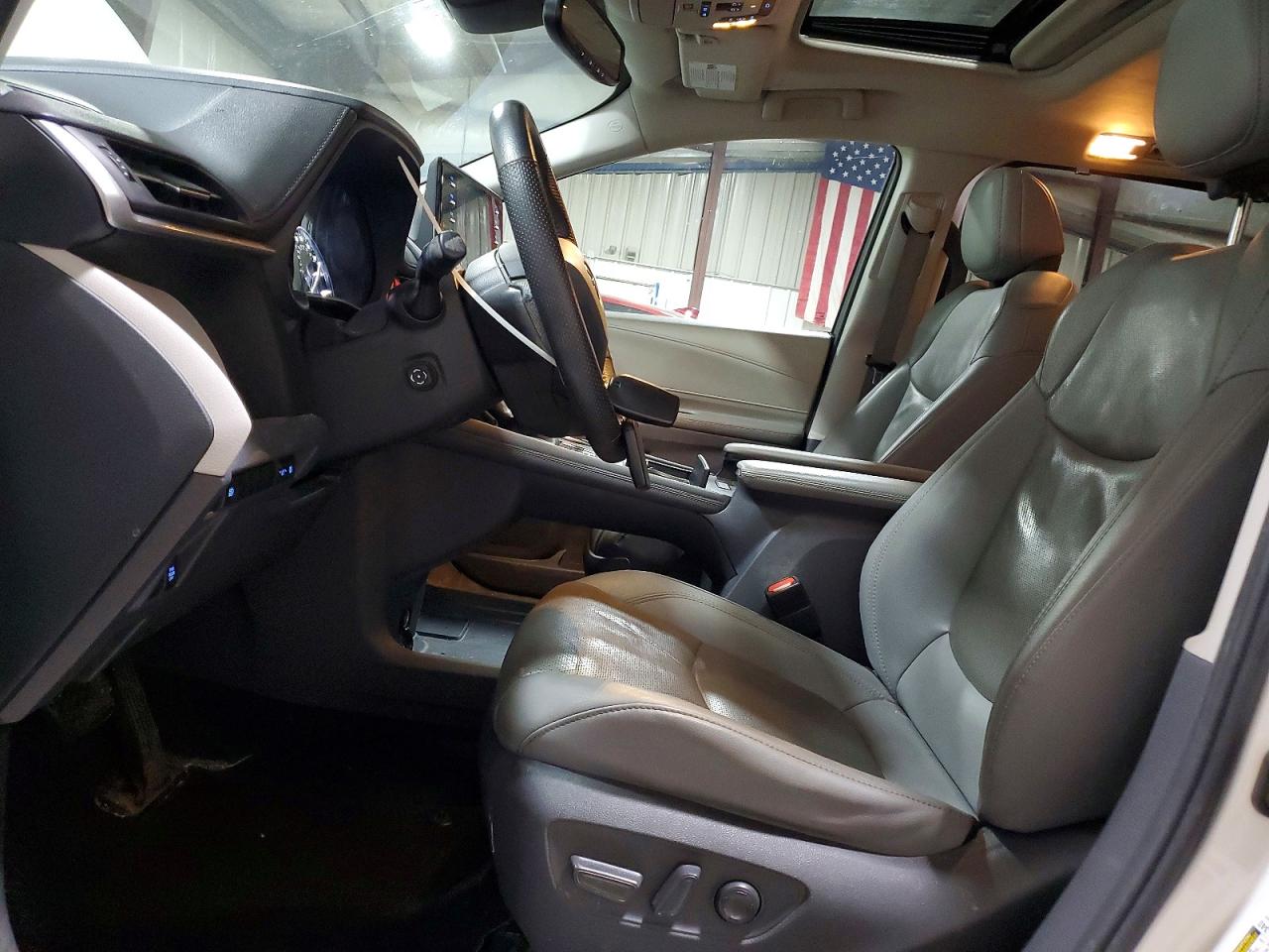 2021 TOYOTA SIENNA LIMITED 7-PASSENGER photo 13